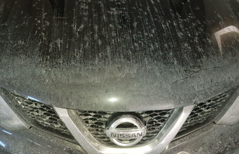 Avoid car damage with these tricks to remove brine and salt residue during winter!